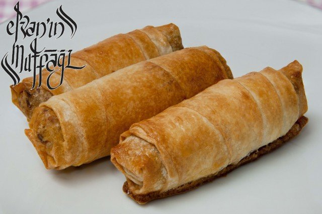 içli köfte böreği